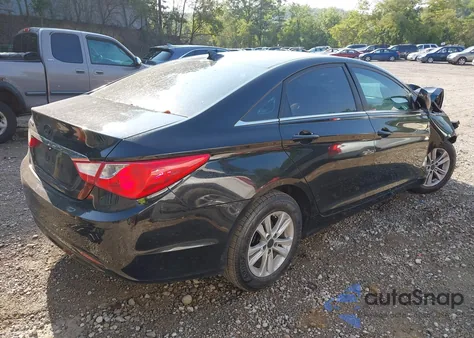 2013 Hyundai Sonata Gls z USA, uszkodzony, nr VIN 5NPEB4AC8DH794478